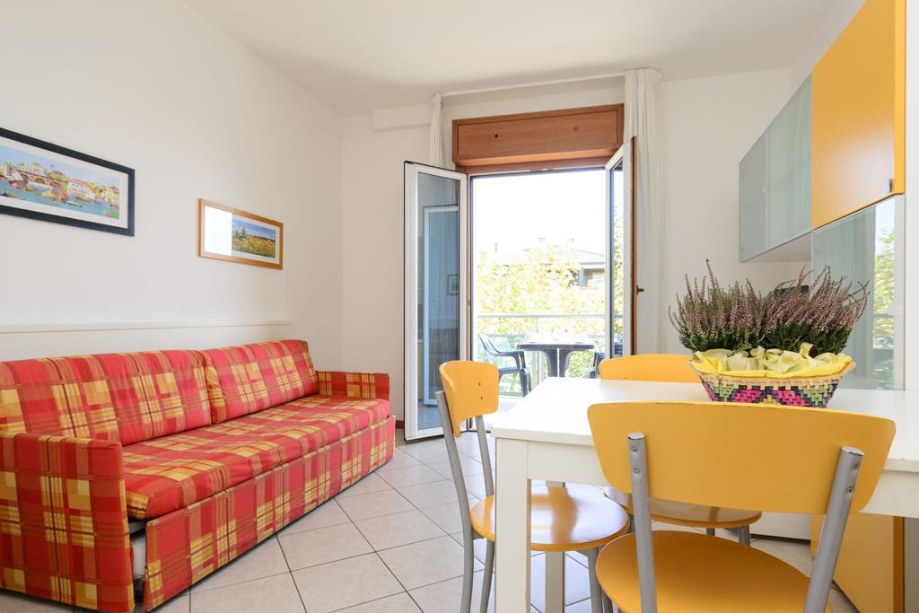 Sunbeach Apartments Lignano Sabbiadoro Extérieur photo