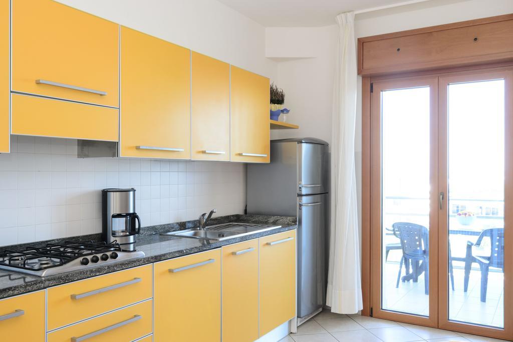 Sunbeach Apartments Lignano Sabbiadoro Extérieur photo
